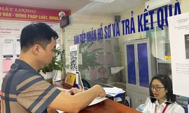 Hà Nội cấm cán bộ 'đòi' giấy đăng ký kết hôn khi công dân làm khai sinh cho trẻ em