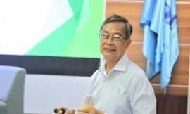 Thầy giáo rút hết tiền tiết kiệm gửi vùng lũ từng ủng hộ học trò nhiều tỷ