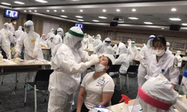 Chuyên gia nói về việc Bộ Y tế đề xuất cho F0, F1 đi làm