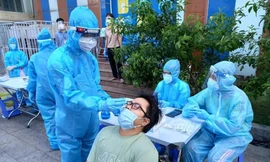 Bộ Y tế lên tiếng vụ kit xét nghiệm loạn giá, khan hàng 