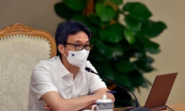 Phó Thủ tướng Vũ Đức Đam chủ trì cuộc giao ban trực tuyến chiều 2/8
