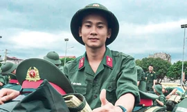 Bị bỏ rơi từ 6 tháng tuổi, học 3 năm lớp 1, cậu học trò đạt 28,75 điểm kì thi tốt nghiệp THPT