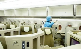 Khẩn cấp tìm người đi chuyến bay và đến quán bar có bệnh nhân COVID-19