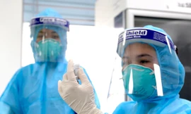 Cần nhập viện sau tiêm vắc xin phòng COVID-19 nếu có những biểu hiện này