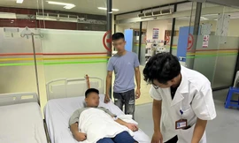 Trắng đêm cấp cứu nạn nhân bão YAGI