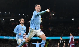 Foden lập hat-trick.