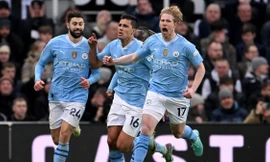 De Bruyne tỏa sáng rực rỡ giúp Man City lội ngược dòng.