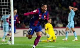 Vitor Roque ghi bàn thắng quan trọng.