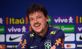 HLV Fernando Diniz bị sa thải.