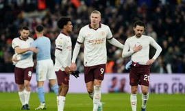 Erling Haaland và Bernardo Silva.