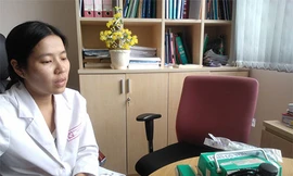 Điều dưỡng tiêm nhầm thuốc phun sương cho trẻ