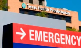 Ảnh chụp bên ngoài bệnh viện ở bang Texas, nơi bệnh nhân Thomas Eric Duncan được điều trị và tử vong. Ảnh: Reuters.