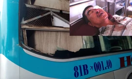 Xe khách ở Gia Lai bị ném đá vỡ kính (ảnh lớn). Ông Trương Triệu Lương đang điều trị mắt (ảnh nhỏ)