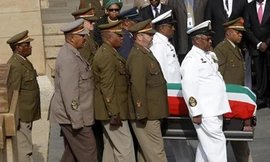 Ảnh: Lễ rước linh cữu lãnh tụ Nelson Mandela