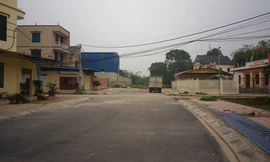 Tuyến đường nội thị khu 2 dài 650m đến nay còn khoảng 100m từ nhà văn hóa tổ dân phố Đại Phong đến Đài Tưởng niệm liệt sỹ thị xã Phổ Yên vẫn chưa giải phóng mặt bằng