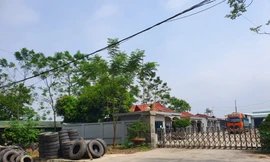 Khu đất ruộng của người dân đã được doanh nghiệp xây dựng công trình