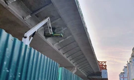 Ống thép chéo này được thiết kế để chịu lực, chống đỡ cho cánh dầm.