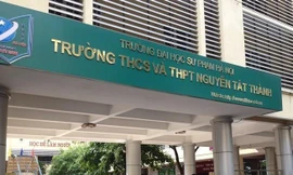 Trường THCS và THPT Nguyễn Tất Thành (thuộc ĐH Sư phạm 1 Hà Nội).