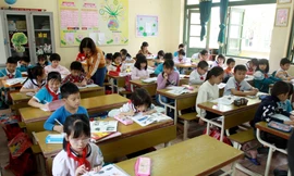 Đến chiều 29/3, hầu hết phụ huynh đã hết lo lắng và đưa con đến trường học bình thường - Ảnh: Hoàng Long