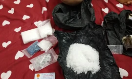 Tang vật thu giữ trong vụ ma tuý vừa bị khởi tố - Ảnh: Hoàng Long