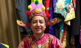 Nghệ sĩ Chí Trung vào vai Táo Quy hoạch trong Táo quân 2018.