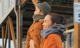 Tăng Thanh Hà lần đầu đăng ảnh cận mặt con trai