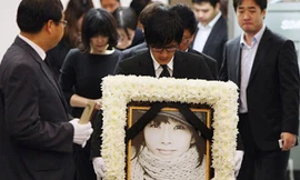 Những vụ tự sát gây rúng động làng giải trí Hàn Quốc