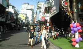 Phố đi bộ Bùi Viện – Phạm Ngũ Lão dự kiến khai trương vào ngày 19/8 tới đây. Ảnh Việt Văn.