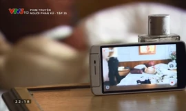 Hương Phố bị Hoàng mặt sắt hãm hiếp và biến thành con rối để hắn giật dây.