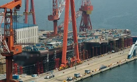 Trung Quốc công bố tàu sân bay mới CV-17
