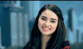 Hotgirl Ngọc Miu ‘biến hóa’ trong MV của Đan Trường, Cao Thái Sơn