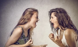 Phần lưỡi của chị Nở lúc mới được nối. Ảnh gia đình cung cấp