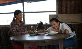 Những hình ảnh ấn tượng trong dự án nhân ái của thí sinh HHVN 2018