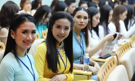 Thí sinh Thúy An từng có ý định đi làm răng sứ nhưng gia đình ngăn cản để giữ vẻ đẹp tự nhiên tham gia cuộc thi Hoa hậu Việt Nam. Ảnh: Hồng Vĩnh.