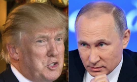 Tổng thống Nga Vladimir Putin (phải) và người đồng cấp Mỹ Donald Trump. (Nguồn: AFP/TTXVN)