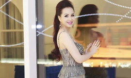 Nhan sắc 'Hoa hậu không tuổi' Nguyễn Diệu Hoa