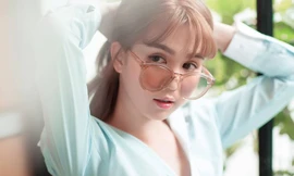 Chia tay Hoàng Kiều, Ngọc Trinh lại xinh đẹp khó cưỡng