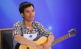 Hình ảnh Ya Suy tại vòng Thử giọng của chương trình Vietnam Idol 2012.