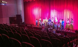 Rạp vắng tanh vì khán giả tẩy chay.