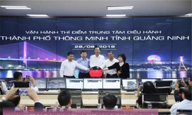 Vận hành thí điểm trung tâm điều hành thành phố thông minh tại Quảng Ninh.