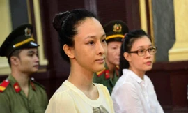 Sao Việt vướng vòng kiện tụng gây chấn động năm 2016