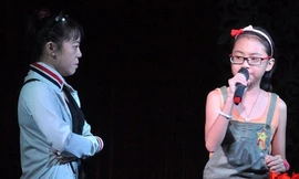 Cô Út là người phát hiện tài năng ca hát và dìu dắt Phương Mỹ Chi những ngày đầu tiên.