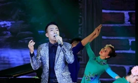 Ca sĩ Việt Hoàn kể kỉ niệm với thầy giáo cũ Bùi Gia Khánh và NSND Lê Dung.