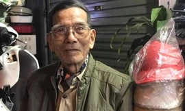 Nghệ sĩ Trần Hạnh.