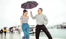 Một số ý kiến cho rằng, Ngọc Trinh tiếp tục thách thức dư luận khi đăng ảnh tình tứ, thân thiết với ông bầu Vũ Khắc Tiệp.