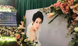 Lễ tang người mẫu Kanyakorn Supakarnkacharoen (Kay Lederer) được tổ chức một cách bí mật.