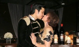 Vũ Hoàng Việt từng khiến dư luận xôn xao khi công khai tình cảm với người tình tỷ phú U60 Yvonne Thúy Hoàng vào năm 2012. 