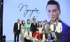 NSND Hồng Vân từng 'yêu thầm' ca sĩ Nguyễn Hưng