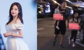 Hình ảnh khiến dư luận nghi vấn Triệu Vy bí mật sinh con trai thứ hai. 