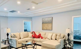 Ca sĩ Lệ Quyên khoe biệt thự triệu USD ở Mỹ 